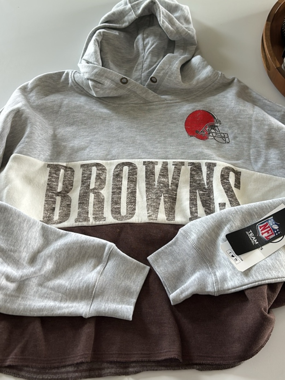 NWT Cleveland Browns Sweatshirt Women’s Size XL